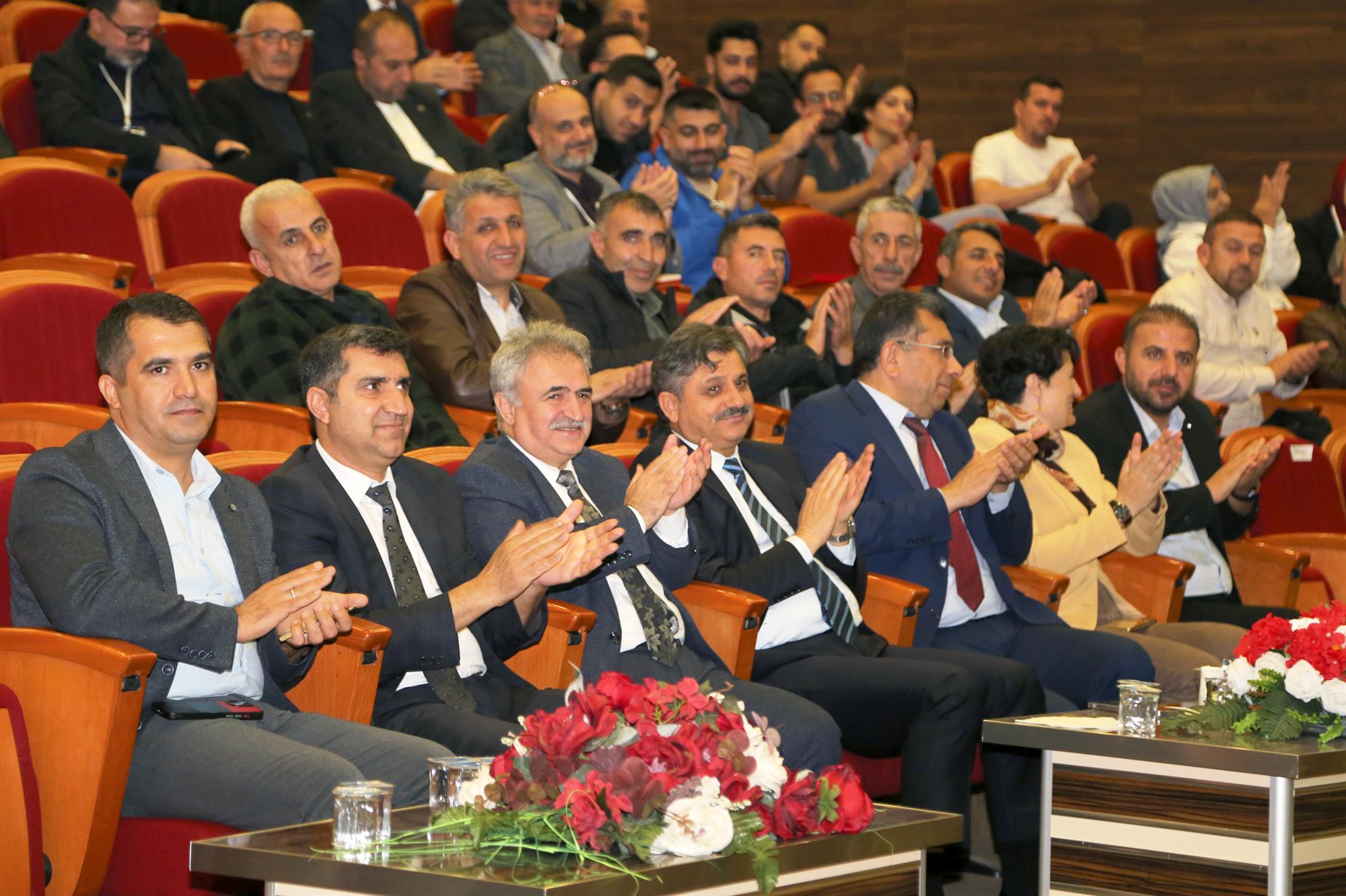 Rektörümüz Prof. Dr. Nihat Şındak II. Ulusal Siirt Arıcılık ve Arı Sağlığı Çalıştayı Kapsamındaki Oturuma Katıldı